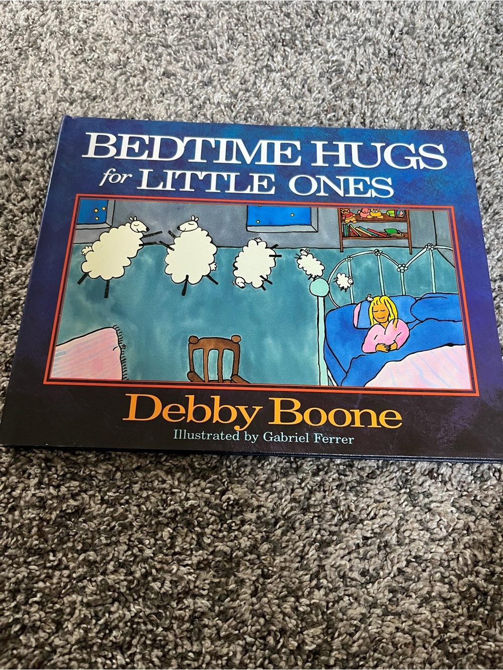 Bedtime Hugs for Little Ones - Blue/Pink Cover